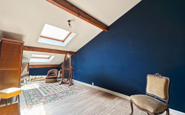 Appartement à vendre    4 pièces • 137,56 m2 Périgueux