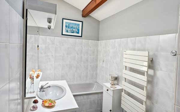 Appartement à vendre    4 pièces • 137,56 m2 Périgueux