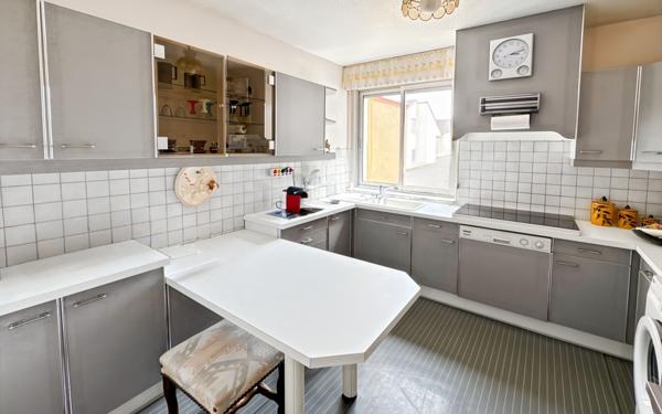 Appartement à vendre    4 pièces • 137,56 m2 Périgueux