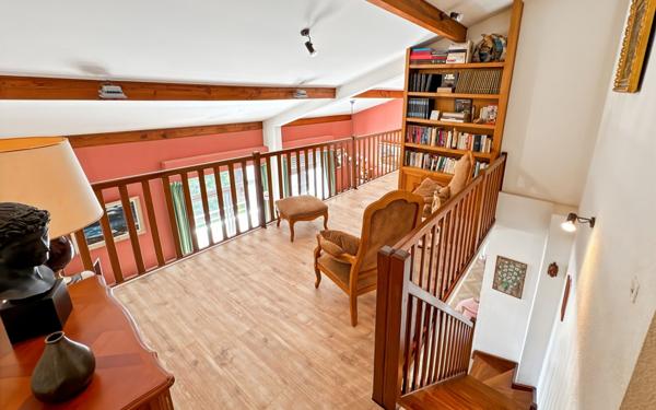 Appartement à vendre    4 pièces • 137,56 m2 Périgueux