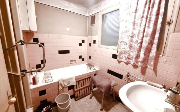 Maison à vendre    5 pièces •  Tarascon