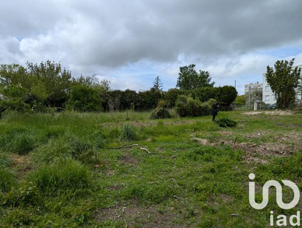 Terrain à vendre 910 m² Saintes