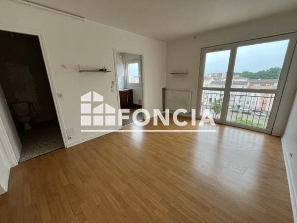 Location Studio 25.65 m² - 2 SQUARE DU LYONNAIS Maurepas 78310