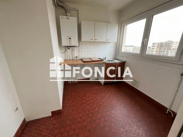 Location Studio 25.65 m² - 2 SQUARE DU LYONNAIS Maurepas 78310