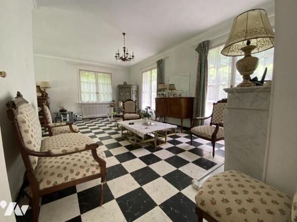 A VENDRE MAISON A RENOVER SUR LE CENTRE VILLE DE HEM