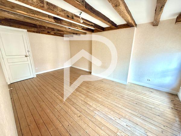 Immeuble 7 pièces 301.94 m2