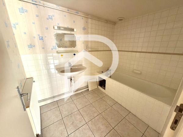 Immeuble 7 pièces 301.94 m2