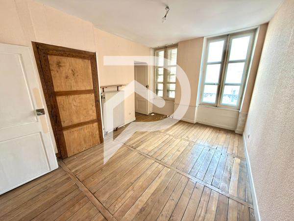 Immeuble 7 pièces 301.94 m2