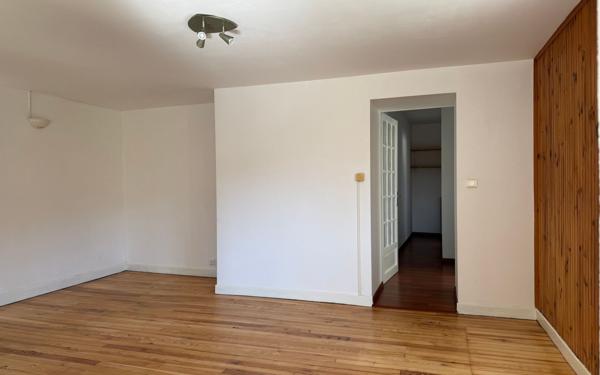 Maison à louer    2 pièces • 54 m2 Roquecourbe