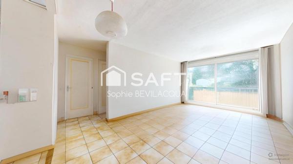 T3 TRAVERSANT ULTRA LUMINEUX AU CALME PROCHE METRO