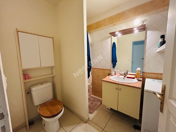 Appartement T1 à vendre à La Ciotat avec terrasse et piscine