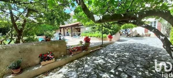 Maison à vendre 10 pièces 330 m² Montredon-des-Corbières