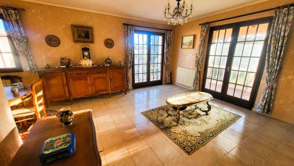 Eoures , belle villa 85 m² sur terrain 800 m²