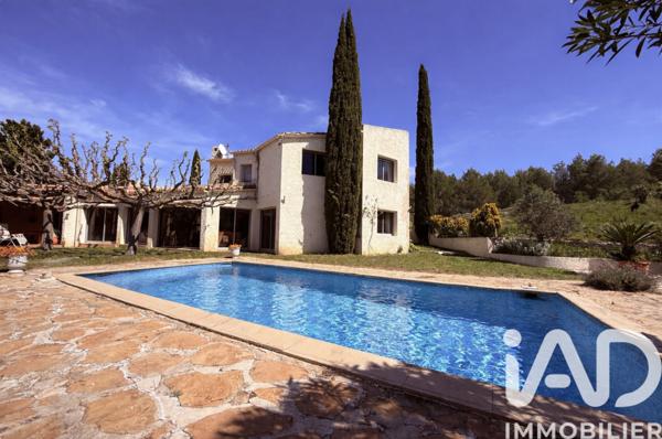 Maison à vendre 5 pièces 163 m² Aubagne