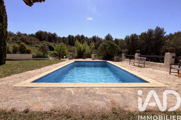 Maison à vendre 5 pièces 163 m² Aubagne