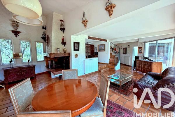 Maison à vendre 5 pièces 163 m² Aubagne