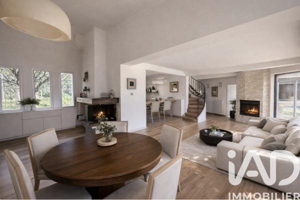 Maison à vendre 5 pièces 163 m² Aubagne