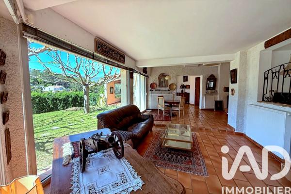 Maison à vendre 5 pièces 163 m² Aubagne