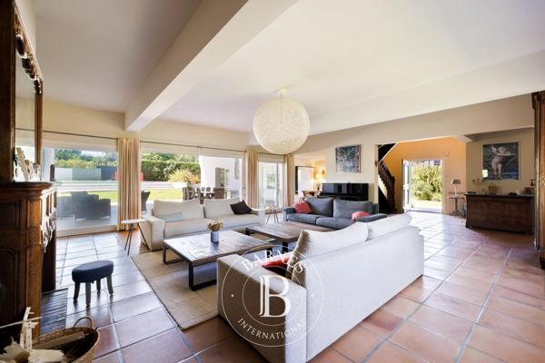 Arcangues, Maison 6 Chambres -  285 m² à vendre
