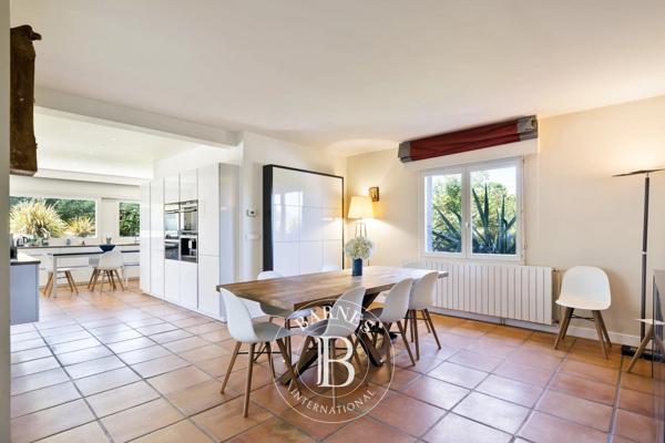 Arcangues, Maison 6 Chambres -  285 m² à vendre