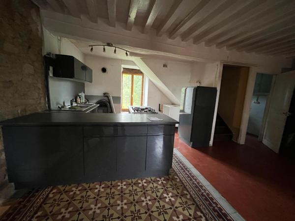 Charmante maison a renover dans la nature