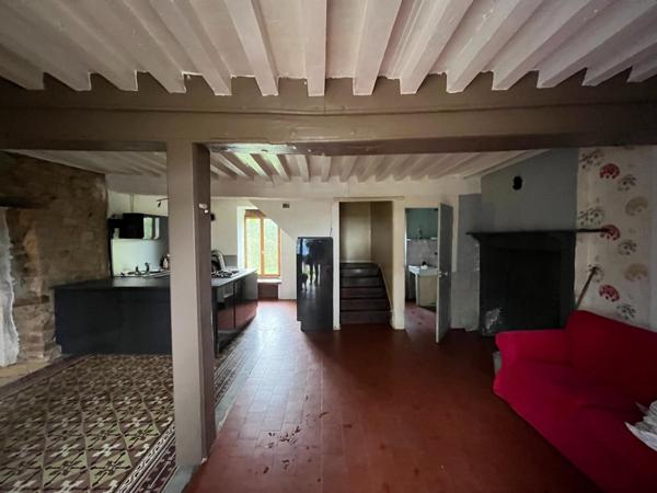 Charmante maison a renover dans la nature