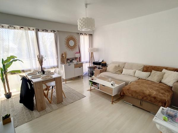 Appartement Laval 2 pièce(s) 50.31 m2