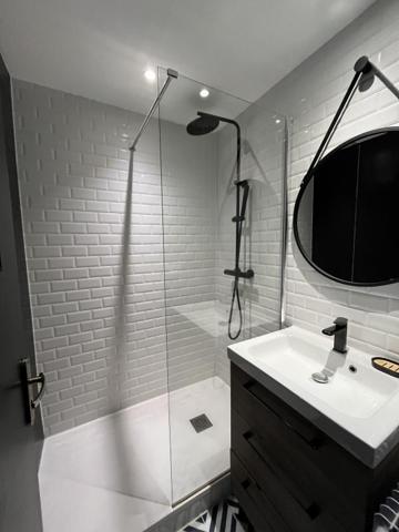 RESIDENCE LA CORNICHE - BEL F3 MEUBLE AVEC BALCONS