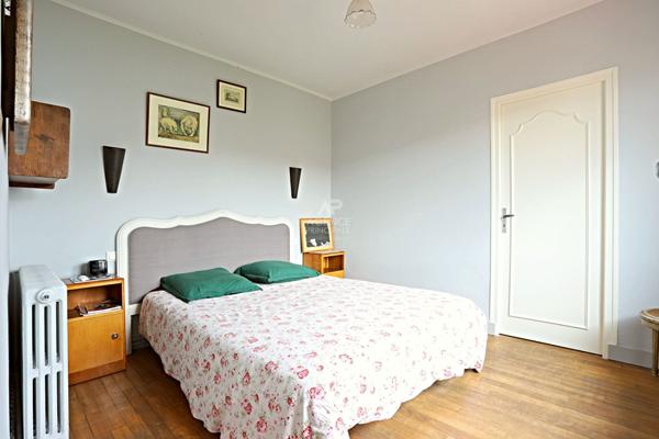 Maison Nanterre 5 pièce(s) 120 m2 €685 000 ** - Référence 15264