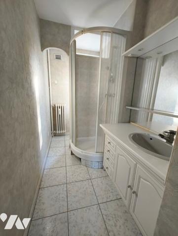 Quart LARREY/BEL AIR - T3 au 1er Et, 2 chbres, cave et grenier