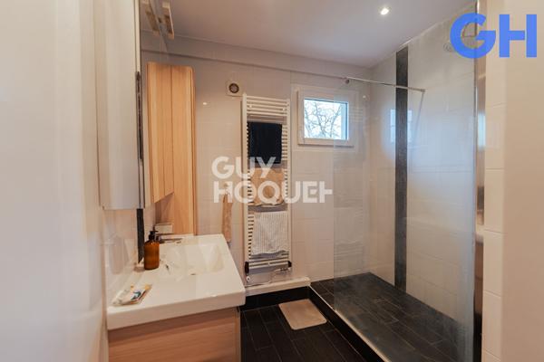 APPARTEMENT 3 PIECES DE 83.44 m² À ÉTIOLLES