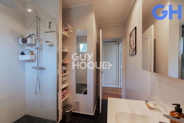 APPARTEMENT 3 PIECES DE 83.44 m² À ÉTIOLLES