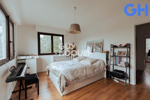 APPARTEMENT 3 PIECES DE 83.44 m² À ÉTIOLLES