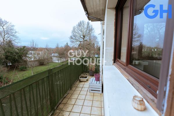 APPARTEMENT 3 PIECES DE 83.44 m² À ÉTIOLLES