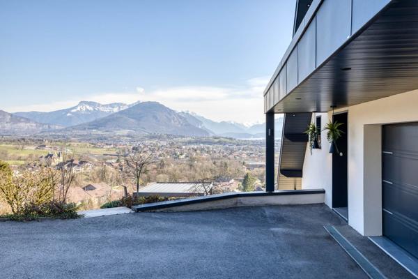 Vente Maison de luxe Annecy 8 Pièces 240 m²