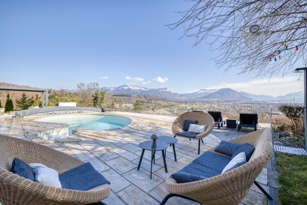 Vente Maison de luxe Annecy 8 Pièces 240 m²