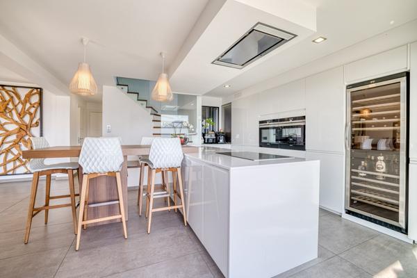 Vente Maison de luxe Annecy 8 Pièces 240 m²