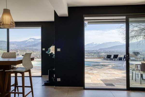 Vente Maison de luxe Annecy 8 Pièces 240 m²