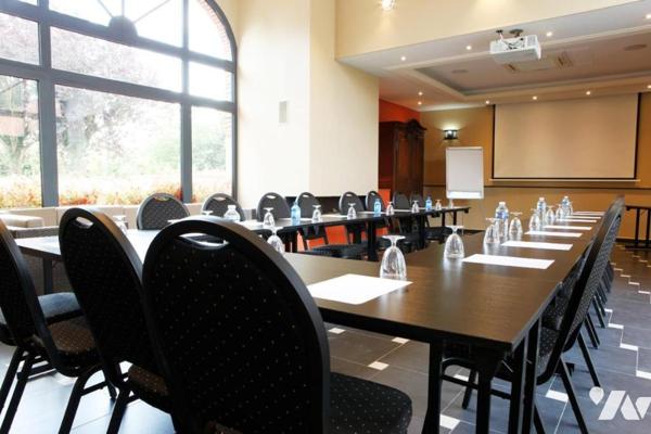 CORPS DE FERME, SITUEE SUR HOUPLINES-LYS