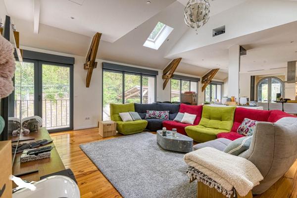 Maison à vendre |  L'Isle-Adam |  8 pièces | 318 m²