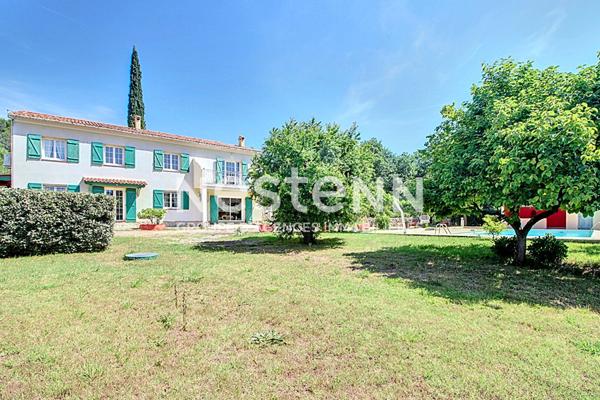 BASTIDE FAMILIALE A VENDRE - LES ARCS 188m² + CARPORT + PISCINE 12x6m