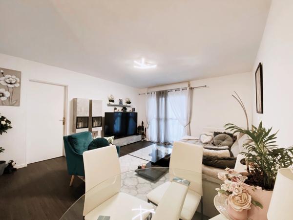 CREIL (Bords de l'Oise) – Appartement T2 de 51m² avec Grand Balcon et Box