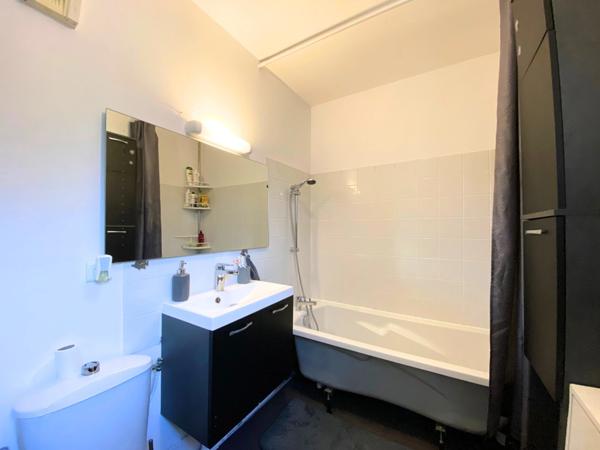 CREIL (Bords de l'Oise) – Appartement T2 de 51m² avec Grand Balcon et Box