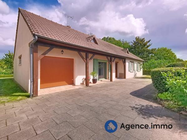 À vendre - Maison traditionnelle, 4 pièces située à Dissay-sous-Courcillon (72500)