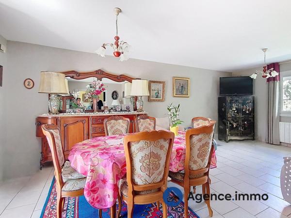 À vendre - Maison traditionnelle, 4 pièces située à Dissay-sous-Courcillon (72500)