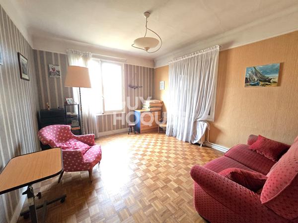 Pavillon bourgeois non mitoyen - 180 m² habitables + combles aménagés