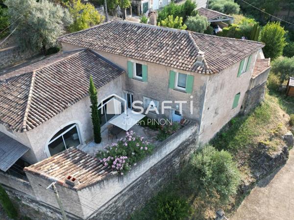 Exceptionnelle bastide du 18ème siècle en Provence