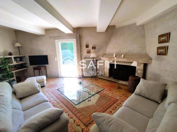 Exceptionnelle bastide du 18ème siècle en Provence