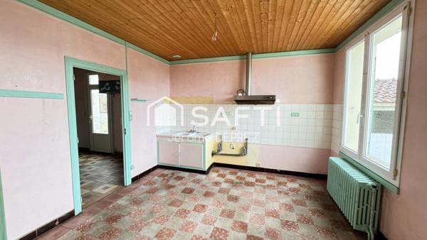 Maison 2 chambres sur sous sol proche commerces