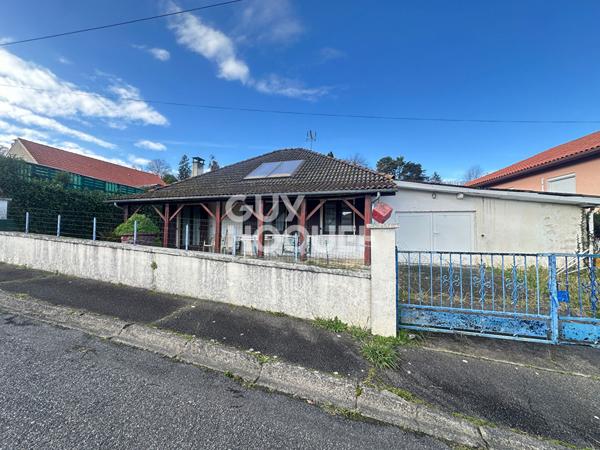 Maison à vendre à Monein, plain -pied avec garage, Quartier du Château